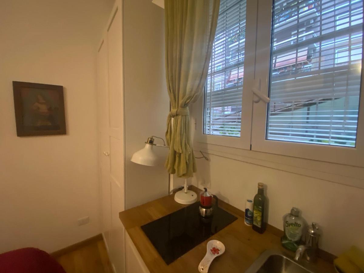 Piccolo E Indipendente A Garbatella Apartment Roma Ngoại thất bức ảnh